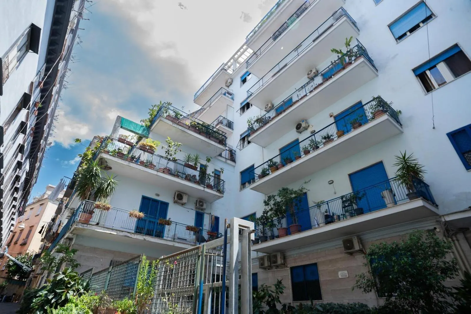 Chilometrozero Luxury Apartment Naples 0*,  Italy